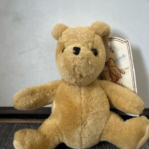 Gund classic Pooh Plush Toy